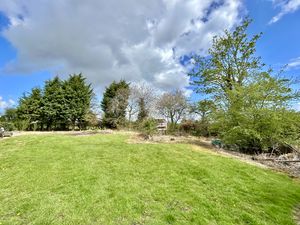 Gardens- click for photo gallery